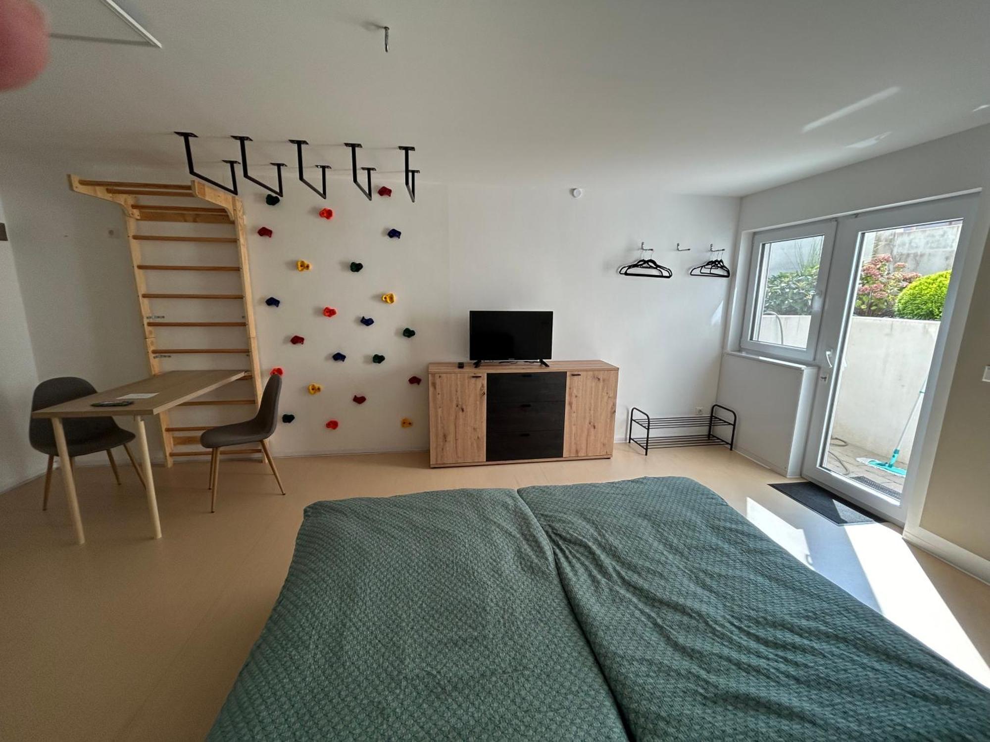 Inspirierendes Sport-Motto-Zimmer In Bad Friedrichshall Naehe Lidl Audi エクステリア 写真